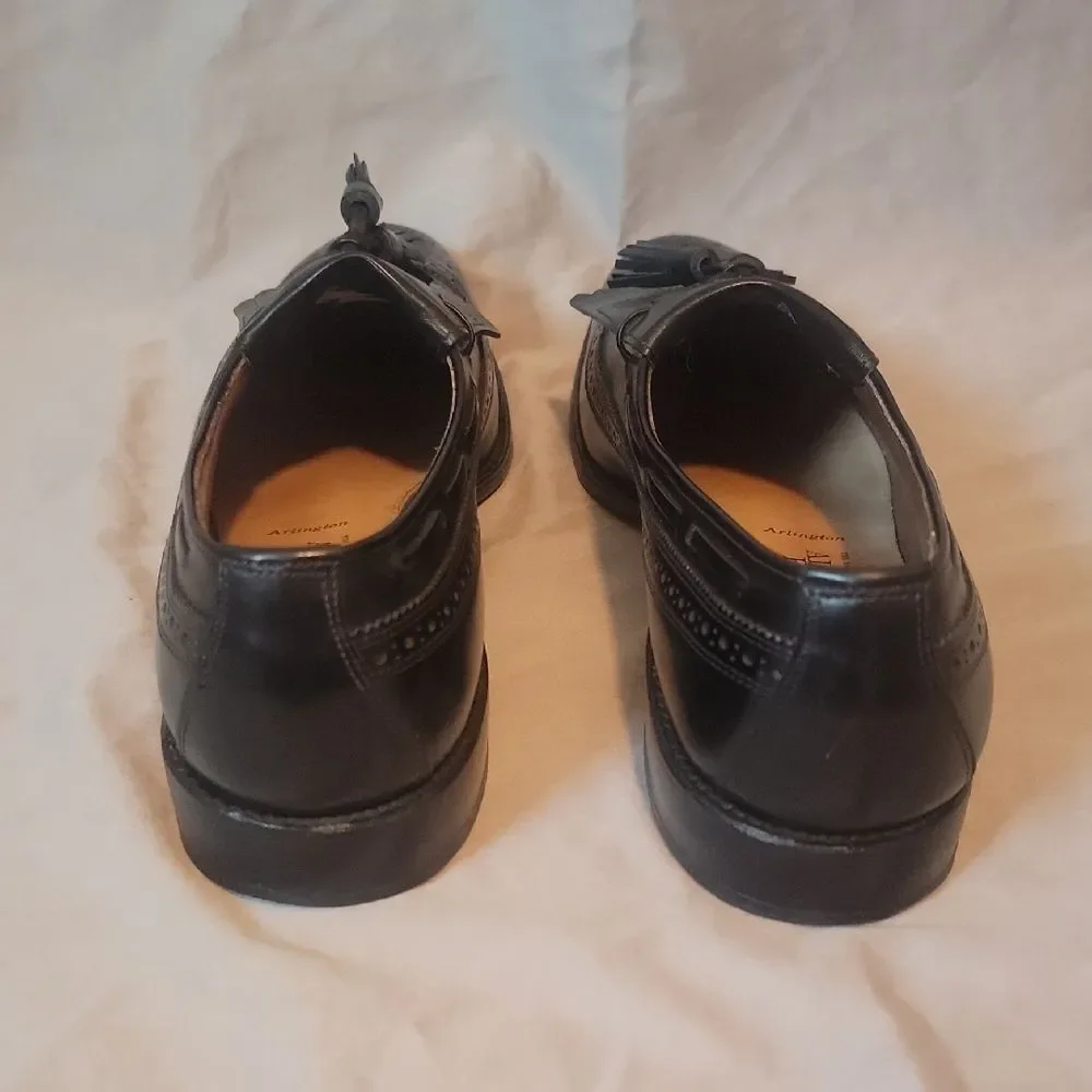 Sophisticated Black Leather Slip-On Loafers with Tassel